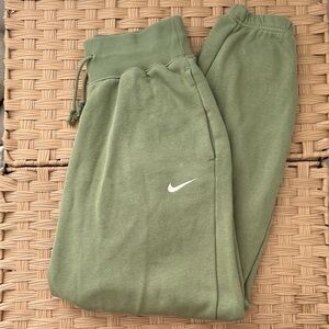 Nike Women’s Green Sweatpants Joggers small wide leg cuffed